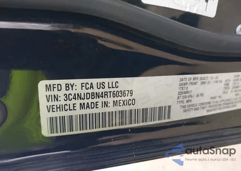 2024 Jeep Compass Latitude 4X4 z USA, uszkodzony, nr VIN 3C4NJDBN4RT603679